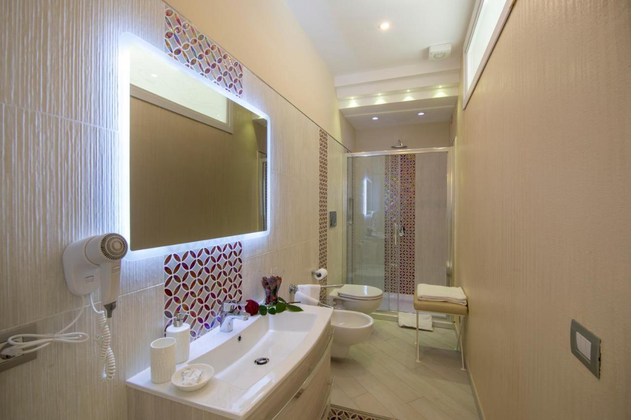 Donna Sofi Holiday House Аджерола Екстер'єр фото