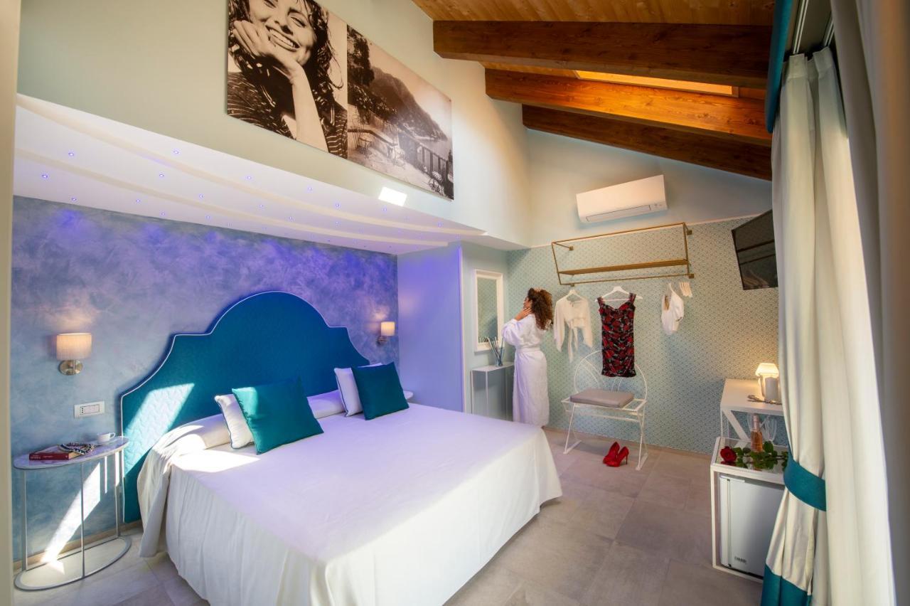 Donna Sofi Holiday House Аджерола Екстер'єр фото