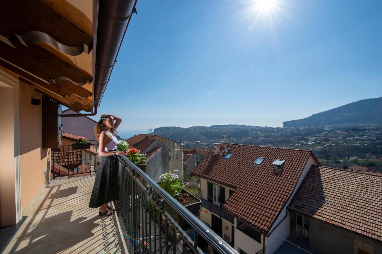 Donna Sofi Holiday House Аджерола Екстер'єр фото