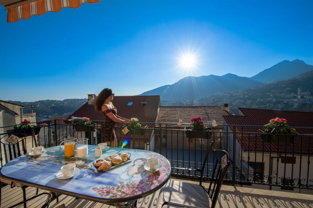 Donna Sofi Holiday House Аджерола Екстер'єр фото